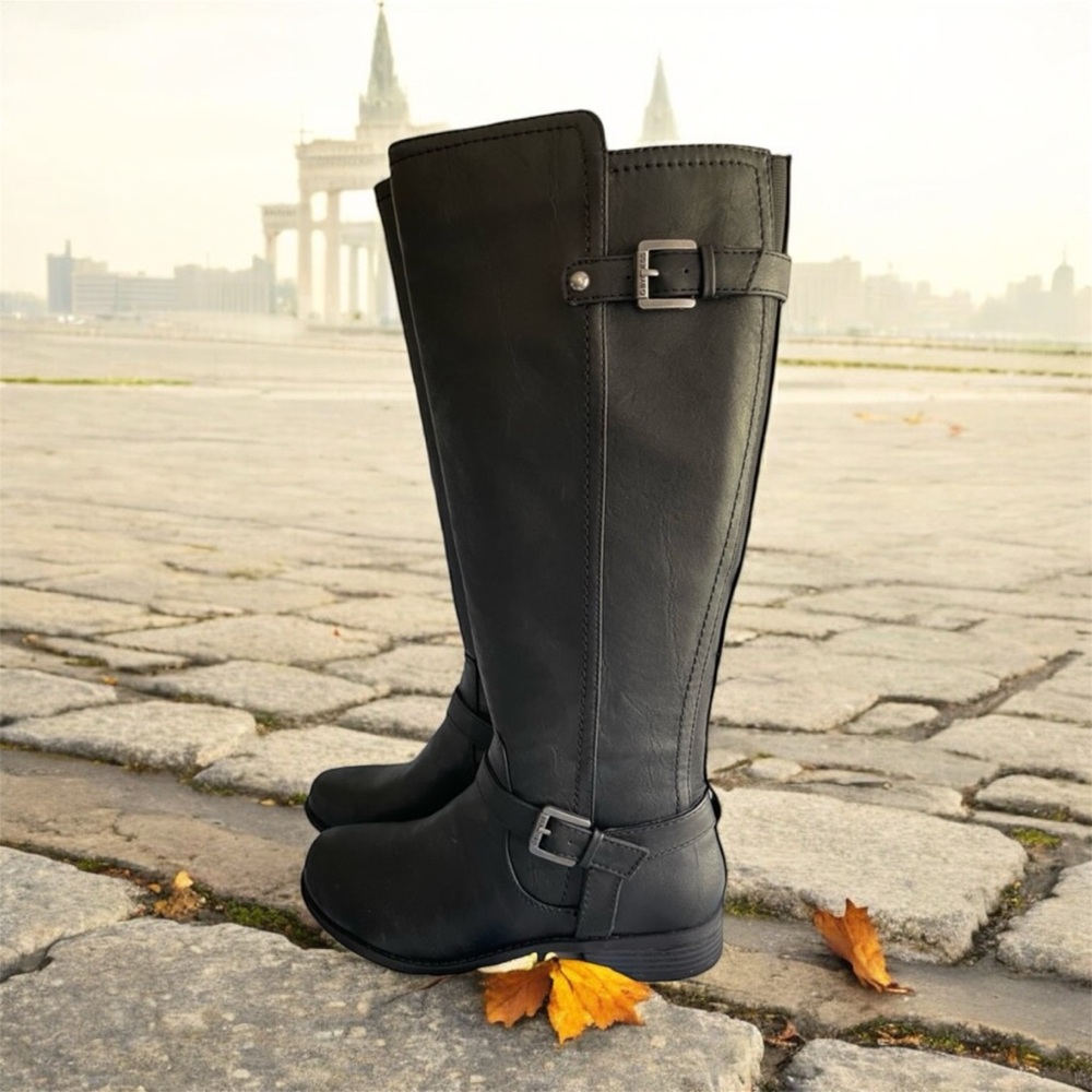 Brand New! G by Guess- Hyde boots